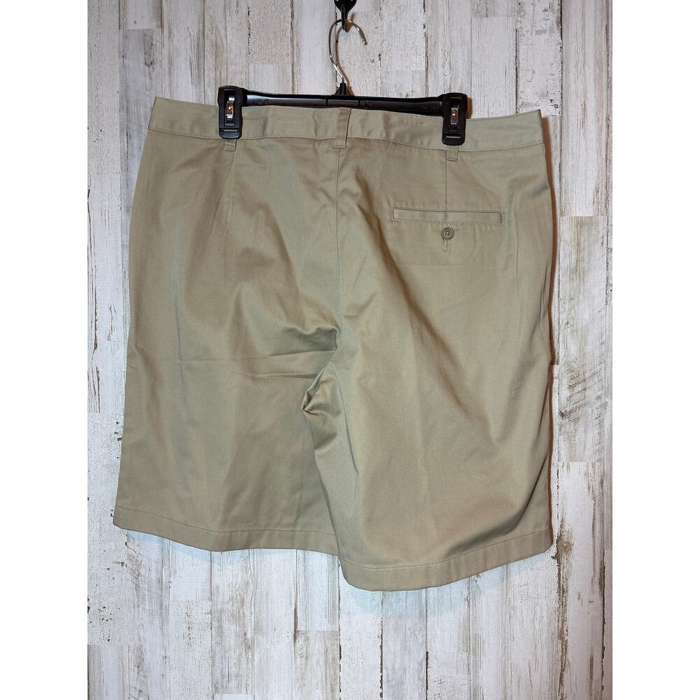 Women's Lands End Double Pleated Shorts Size 16‎ NWOT